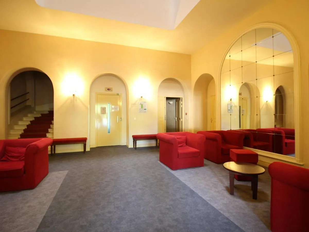 Centre La Bourboule - T2 Bis De Standing Avec Wifi Et Parking - Fr-1-608-29 Apartment